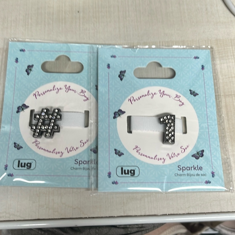 2 lug charms